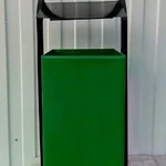 Урна уличная 25л, арт.Эконом с козырьком_